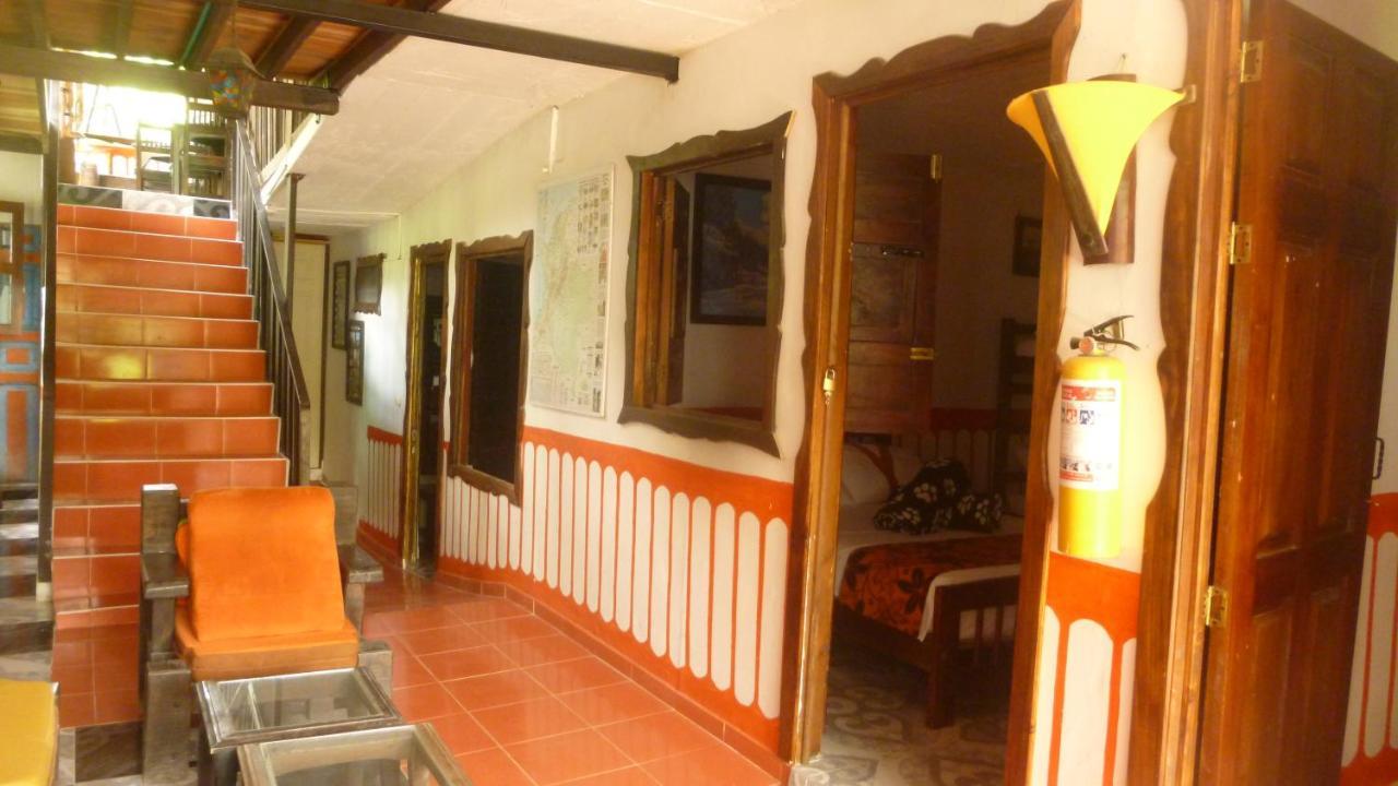 Casa Turistica Art-Velez Salento Hotel Exterior photo